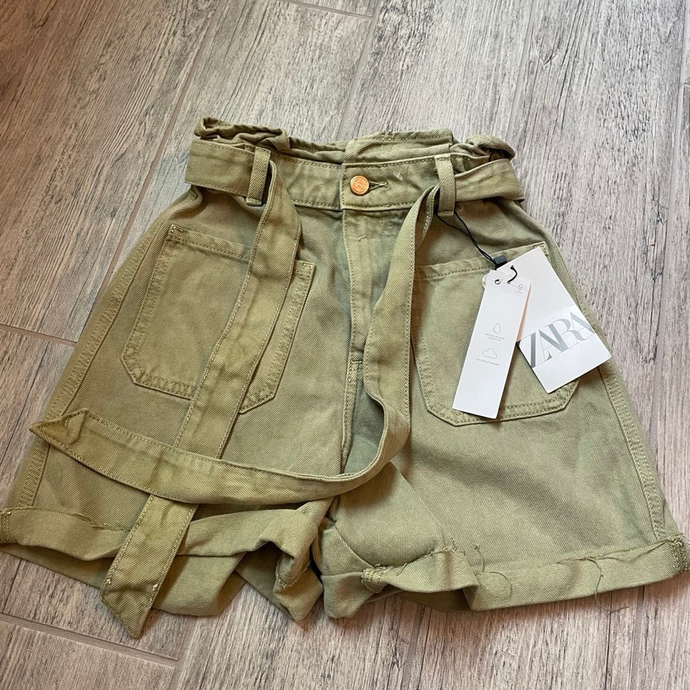 Zara Paperbag Short - High Rise Rigid - Olive Green/ Size 0 NWT